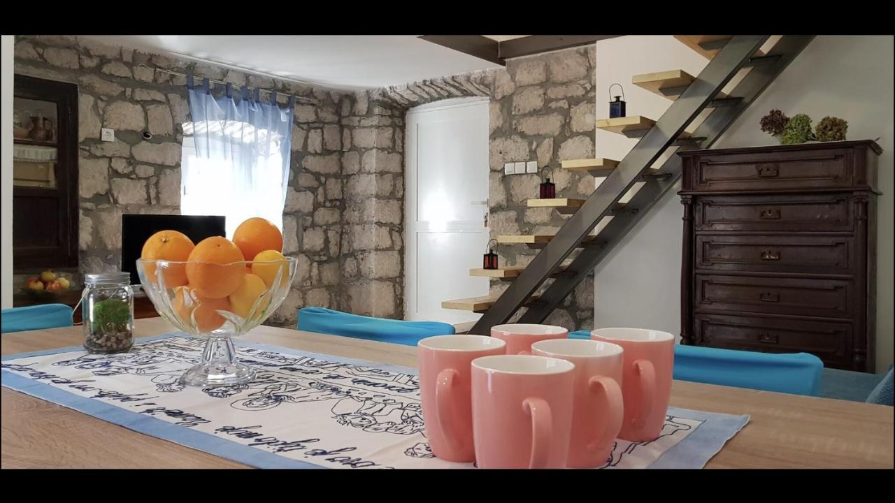 Charming House Lovro Prožura Exterior foto